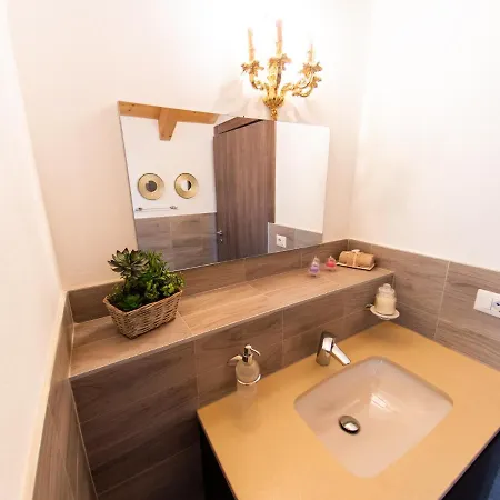 Apartment Silvia-by Sitter Como