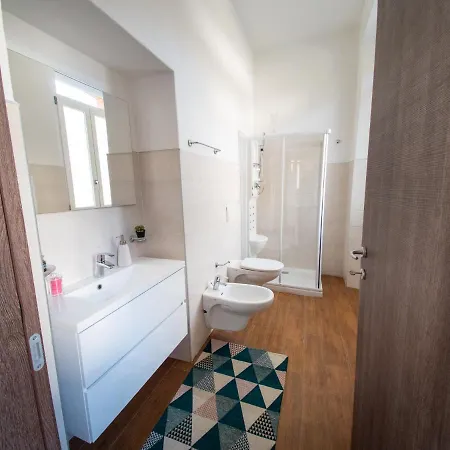 Silvia-by Sitter 公寓 *