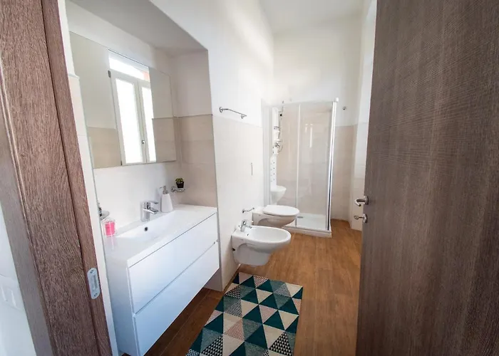 Silvia-by Sitter Lejlighed *