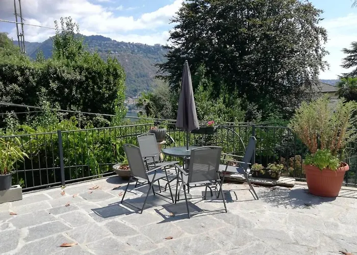 Silvia-by Sitter * קומו