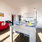 Apartman Silvia-by Sitter Como