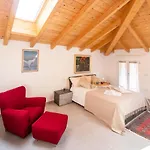 Apartman Silvia-by Sitter Como