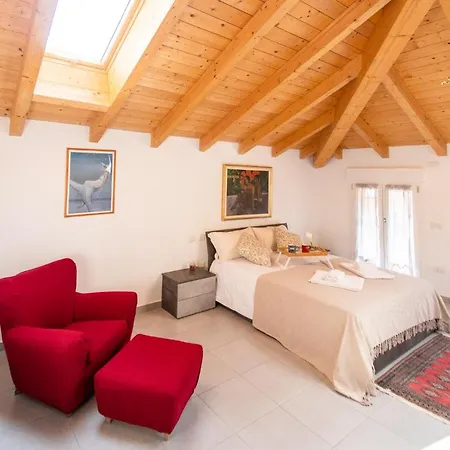 Apartment Silvia-by Sitter Como
