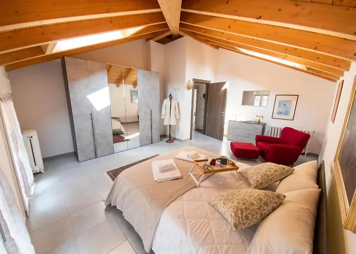 Apartament Silvia-by Sitter Como