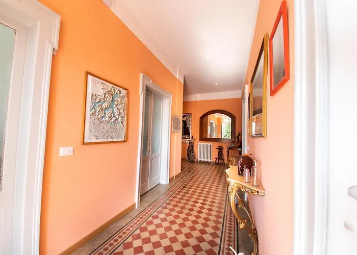Apartament Silvia-by Sitter Como
